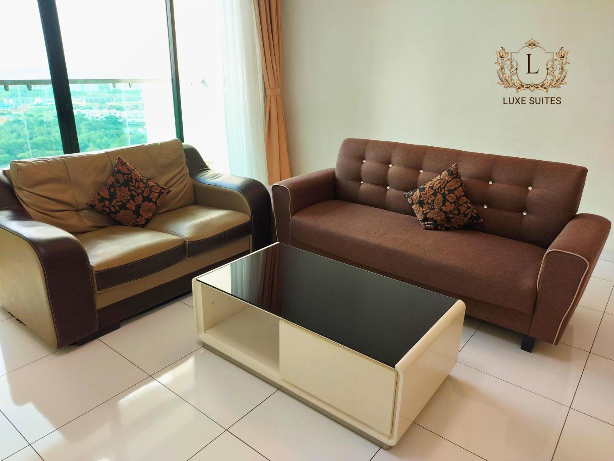 Luxe Suites at Skyloft Johor Bahru Extérieur photo