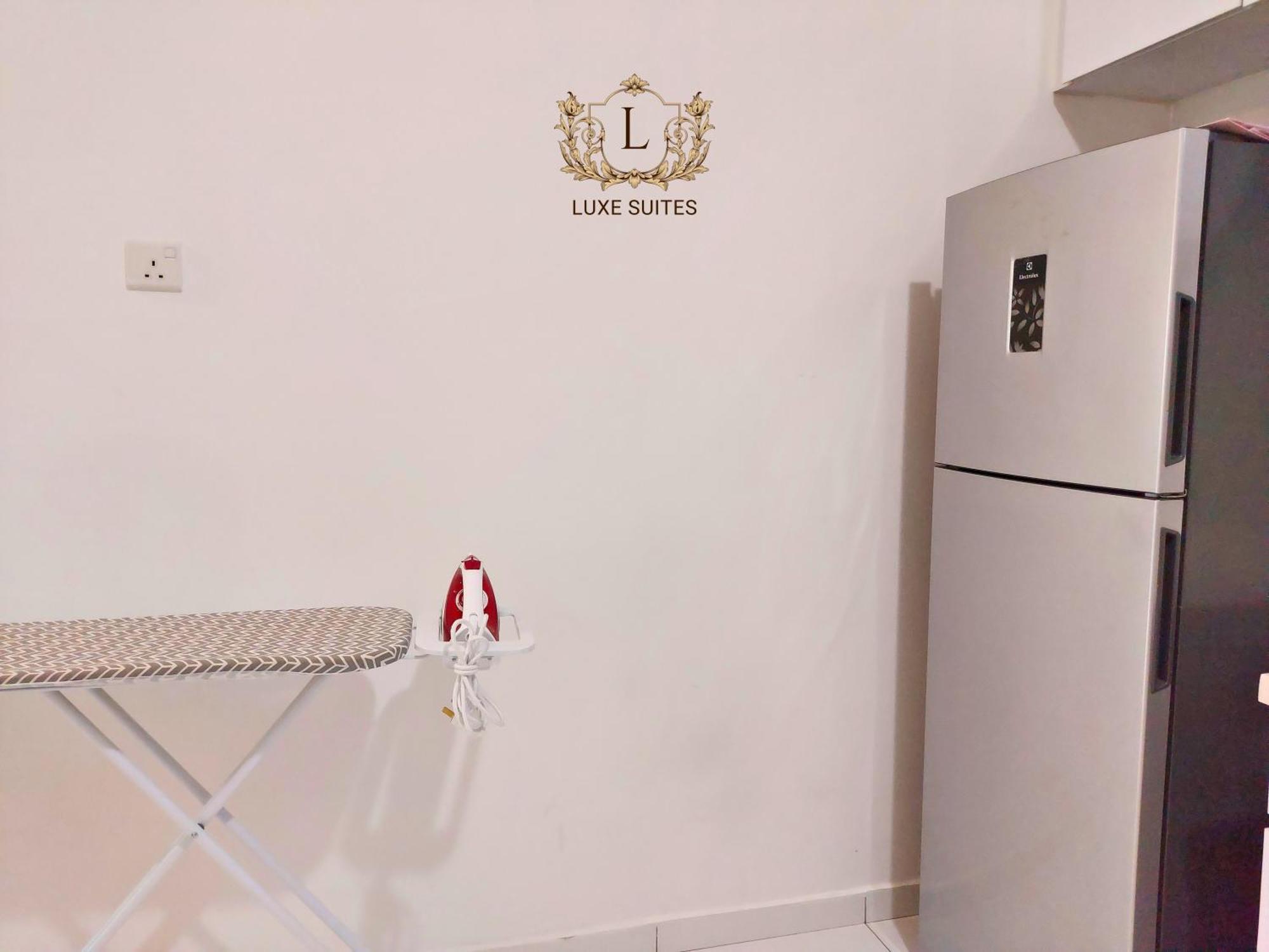 Luxe Suites at Skyloft Johor Bahru Extérieur photo