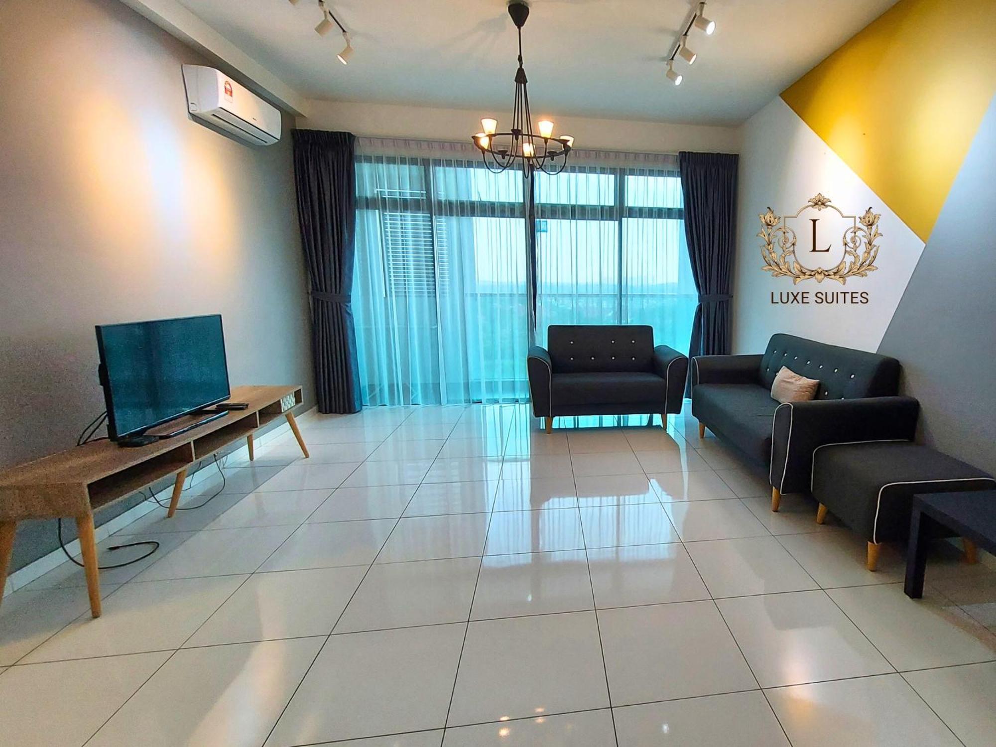 Luxe Suites at Skyloft Johor Bahru Extérieur photo